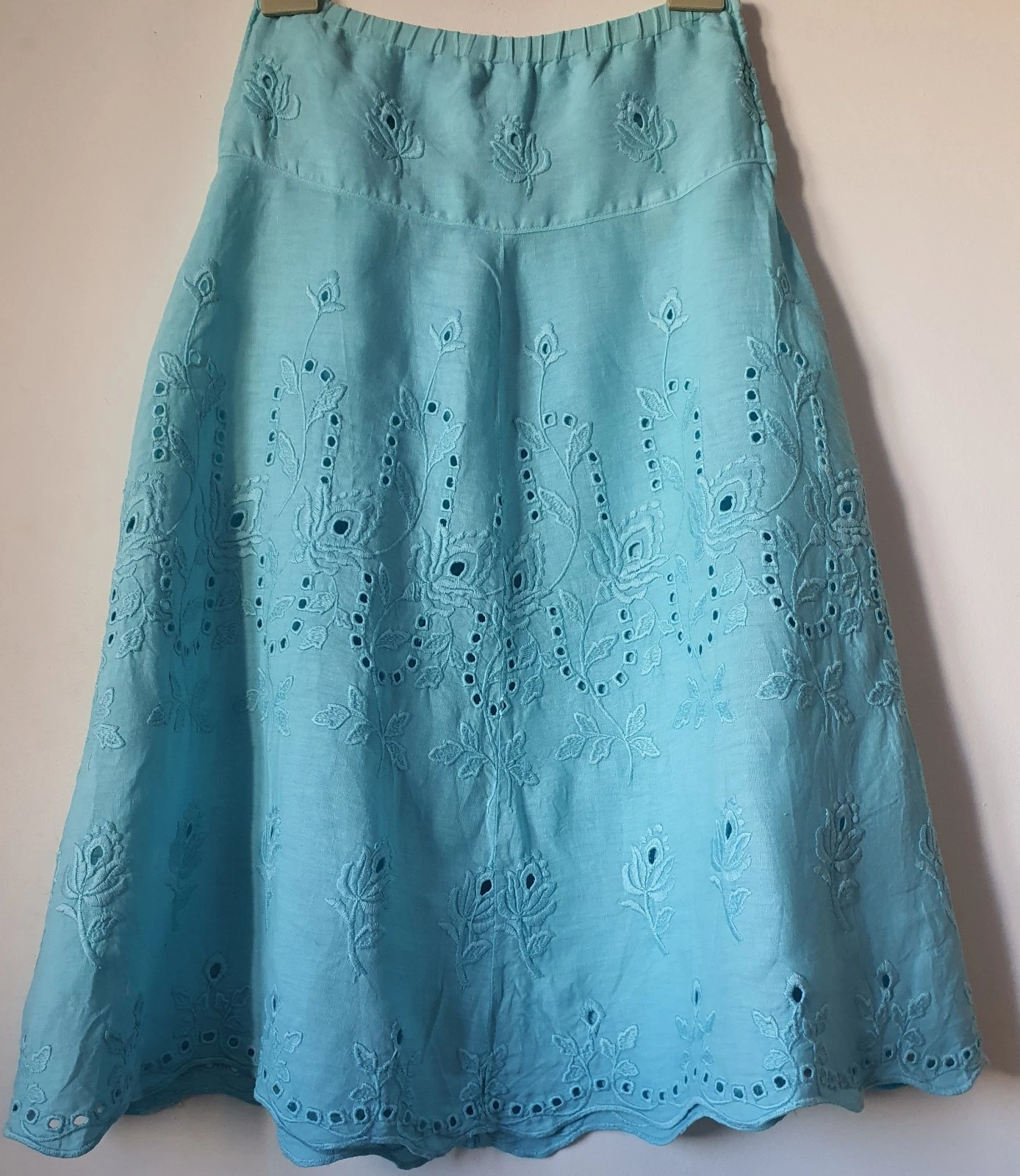 120% Lino Ladies Linen Skirt Size 42 L
Opens in a new window or tab
