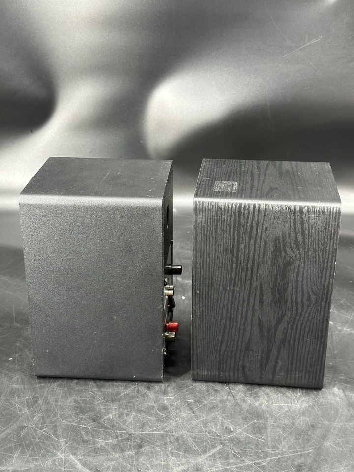 Altavoces de estantería Micca PB42X alimentados 2 vías 30 vatios unidades solo Omicca Foto 3 de 4