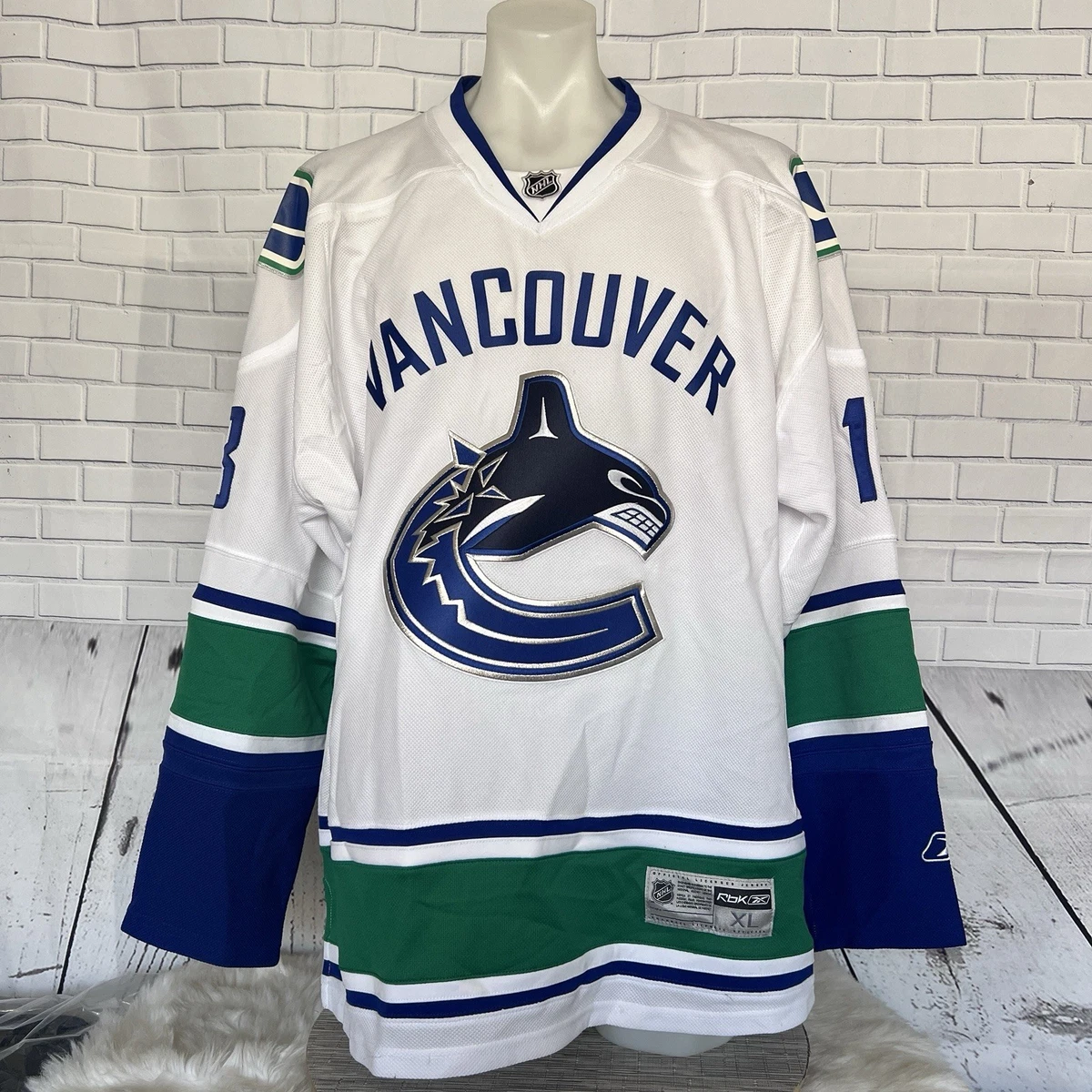 NHLバンクーバー・カナックス Reebok ホッケーシャツ サイズ　XL Reebok Vancouver Canucks Size XL NHL Fan Apparel & Souvenirs for