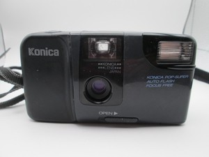 Appareil photo Konica pop + étui Très bon état Made in Japan