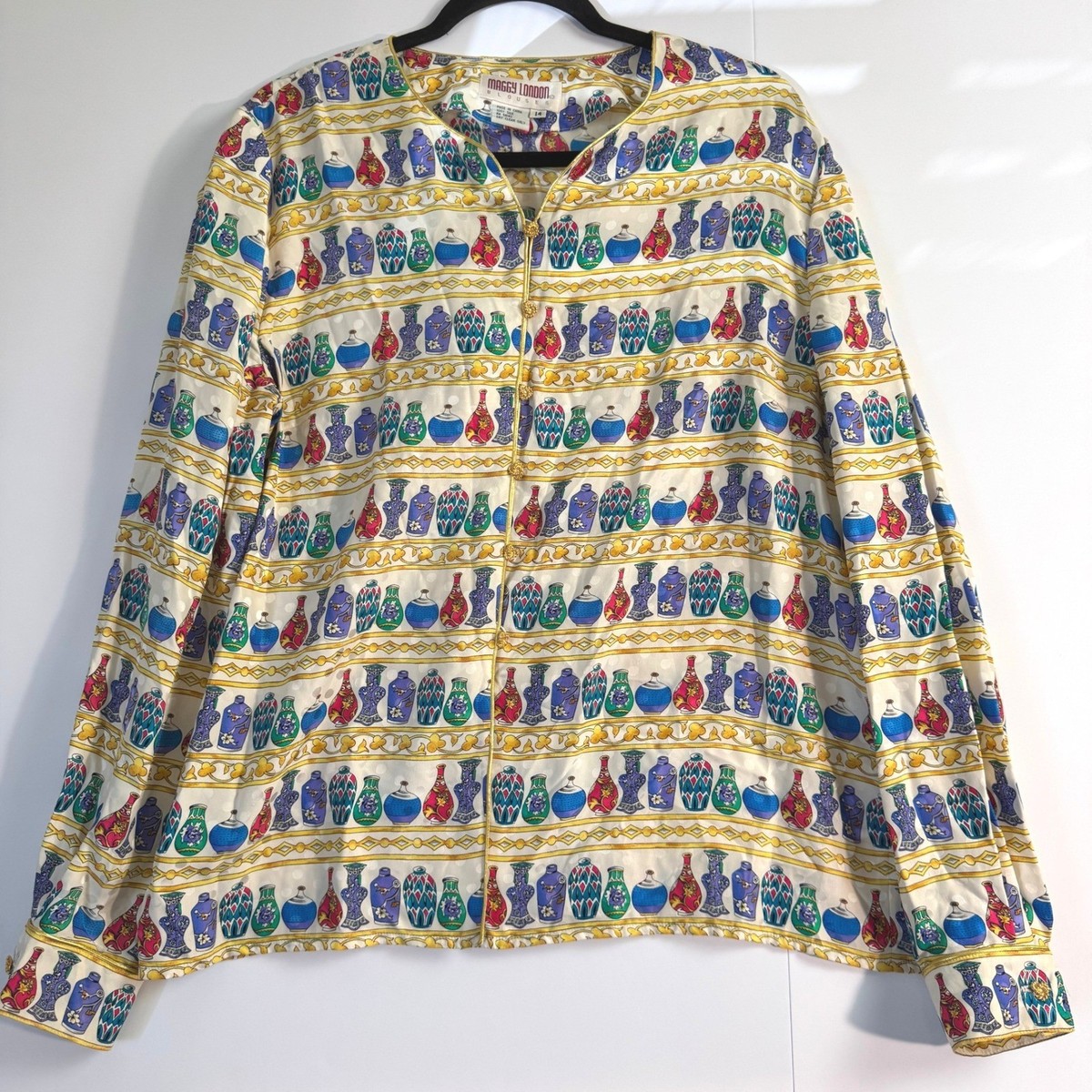 Maggy London Silk Blouse Vintage Vase Pottery Print Gold Frog Closure Size 14