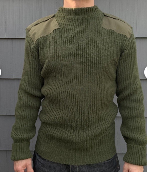 Dscp Valor Collection Military Green Wool Ribbed Sweater w/ Epaulettes - Size 38