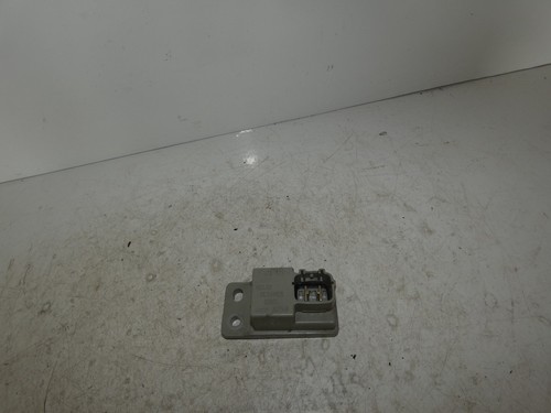 Relais Scheinwerferreinigung Xenon   Mazda 6 GH Kombi BJ 2011  33010-41654