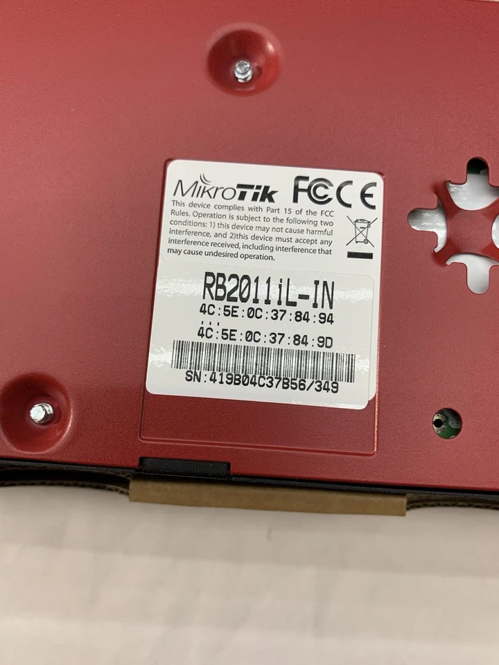MikroTik Routerboard RB2011iL-IN 600MHz 64MB 5xLAN 5xGb Desk L4 *NEW IN BOX* - Image 4 of 4
