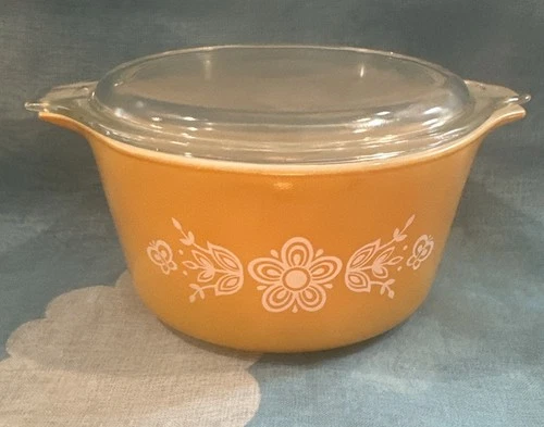 Vintage Pyrex Gold Butterfly 1 Quart Casserole Dish (473) With lid (470-C)