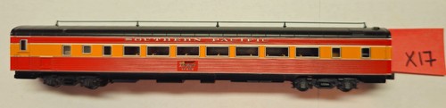 Kato Southern Pacific Morning Daylight Gelenkstuhl Auto # 2492 | Zustand: Used