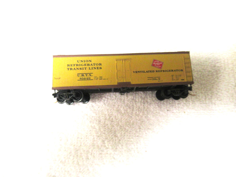 N SCALE UNION REFRIGERATOR TRANSIT LINES URTX 81649 VENTILATED REFRIGERATOR CAR