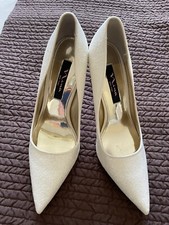 Nina New York IvoryGlitter Heels Size 8 M Clubwear/Prom/Bridesmaid Shoes Wedding