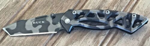 Supreme®/StatGear™ Pocket Samurai black StatGear Pocket Samurai Keychain Knife – Black | Bespoke Post