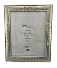 DECOR ESSENTIAL Photo Gold Frame Heirloom Floral Ornate Design 8"x10"