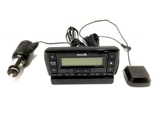 SIRIUS STRATUS SATELLLITE RADIO CAR RECEIVER MODEL UC8 plus CAR PLUG  ANTENNA