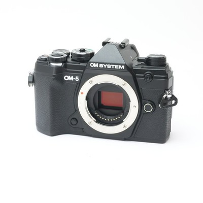OM SYSTEM OM-5 Black Mirrorless Camera Body #209 -Near Mint-