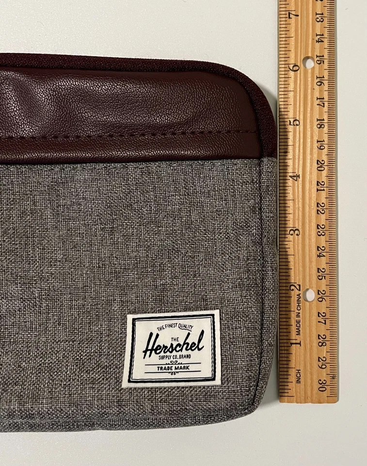 The Herschel Supply Company Virgin Atlantic Grey Cloth Toiletry Pouch 9"x6" - Image 2 of 4