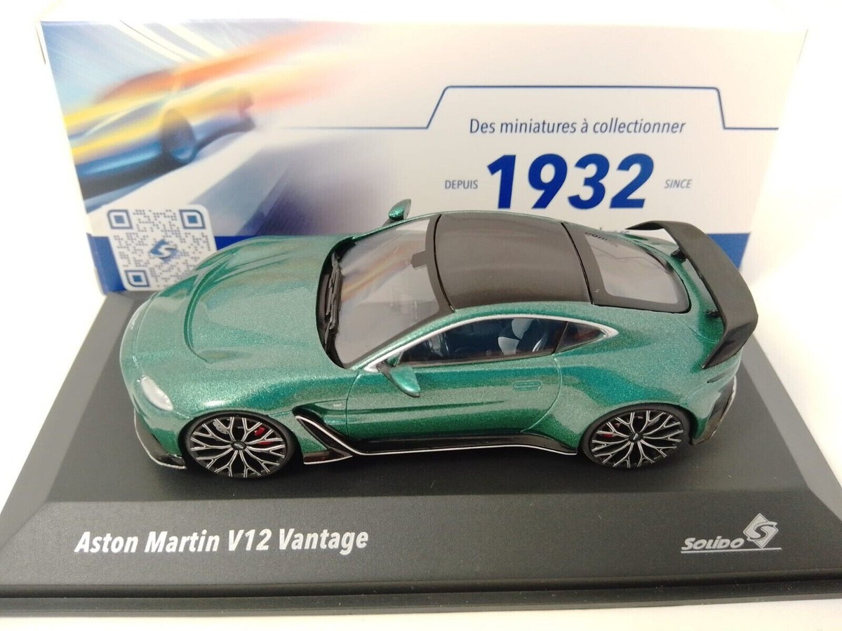 Aston Martin Vantage V12 (2023) in Green | Solido Collectible