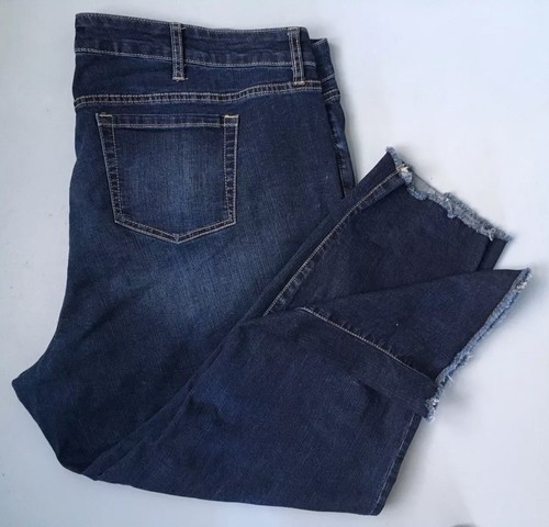 Torrid 24 Boyfriend Unfinished Frayed 