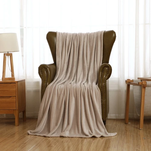 Kuscheldecke Flauschige Wohndecke Flanell Fleecedecke Sofadecke Bettüberwurf - Bild 12 von 46