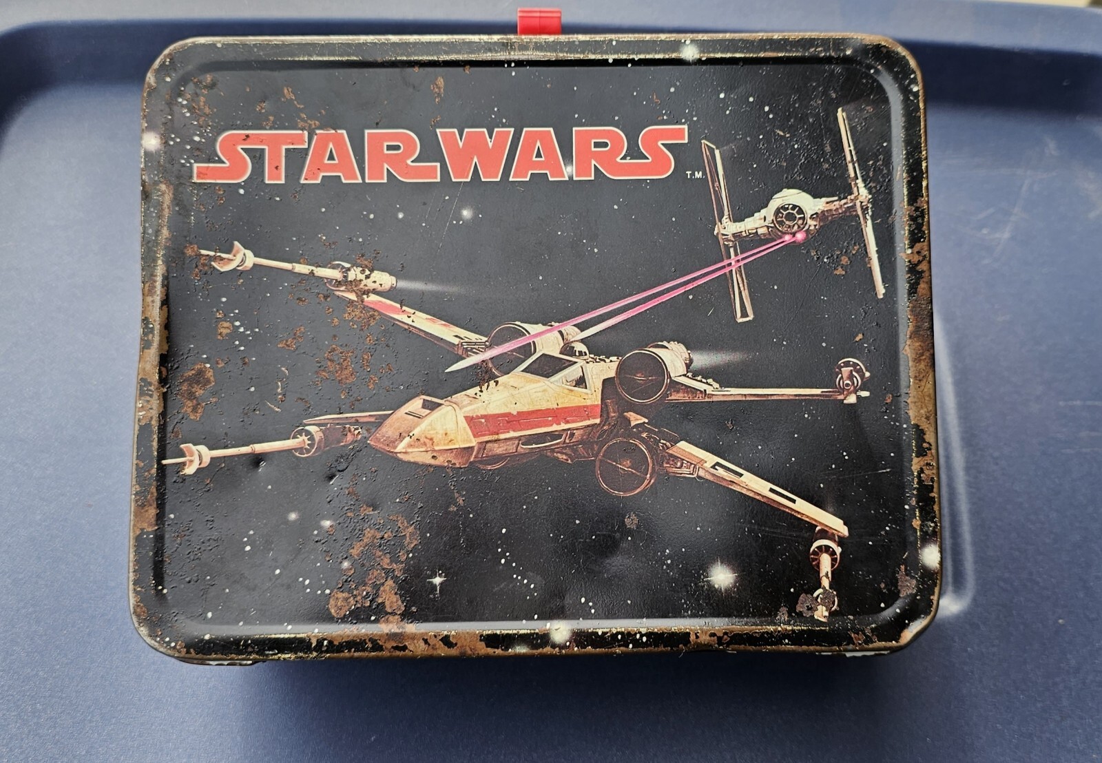 VINTAGE 1977 STAR WARS METAL LUNCH BOX THERMOS Lunchbox Red Cap Luke R2