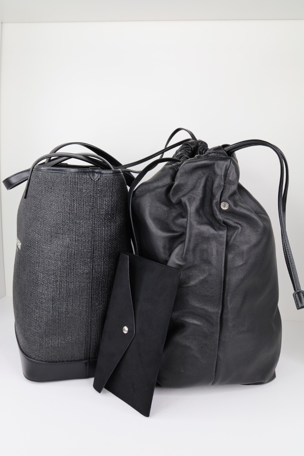 Borsa tote a mano YSL Saint Laurent secchio orsacchiotto medio nero rafia intrecciata