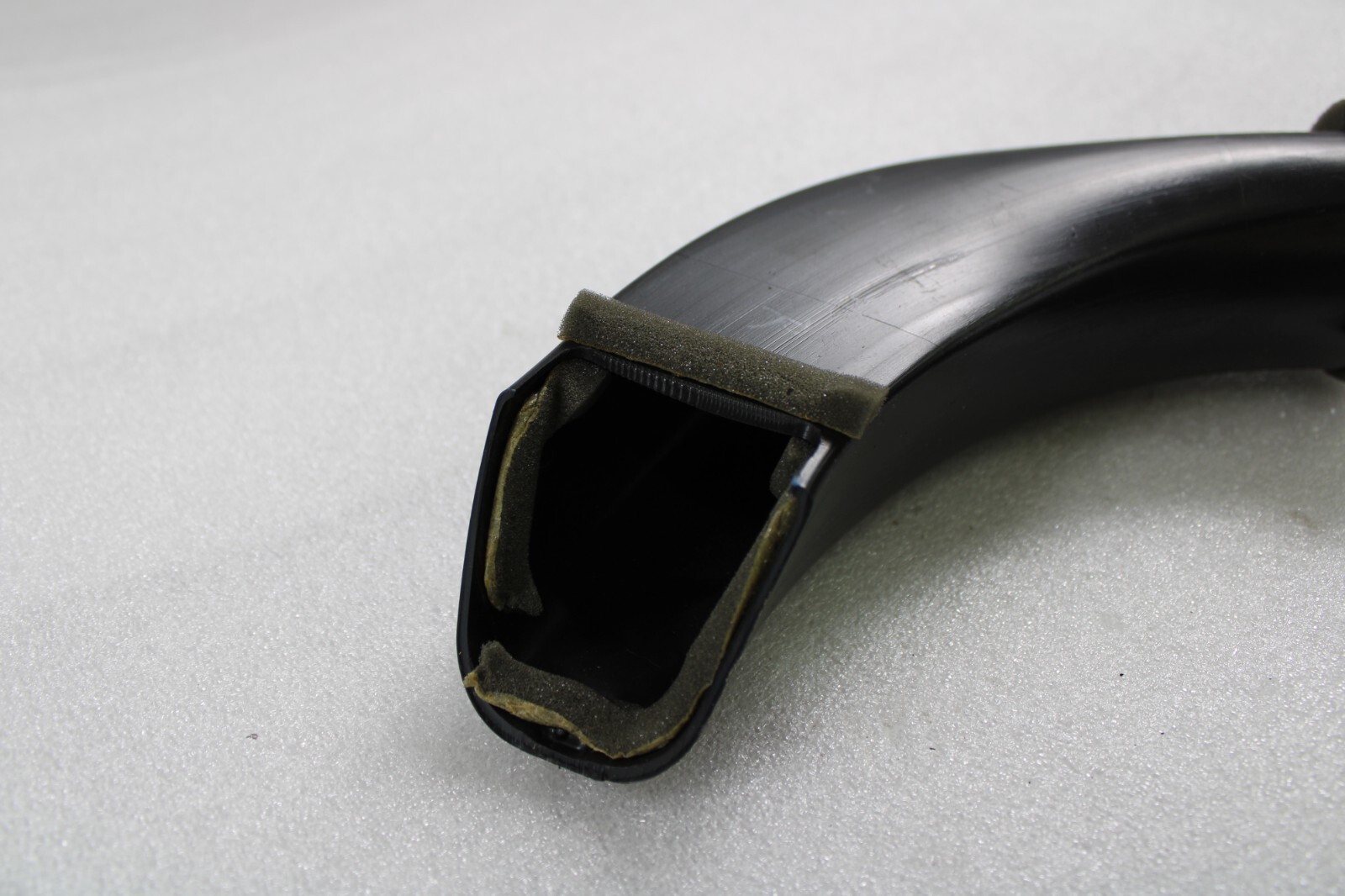 McLaren 600LT, RH, Right, Dash Air Vent Duct, Used, P/N 13N0365CP
