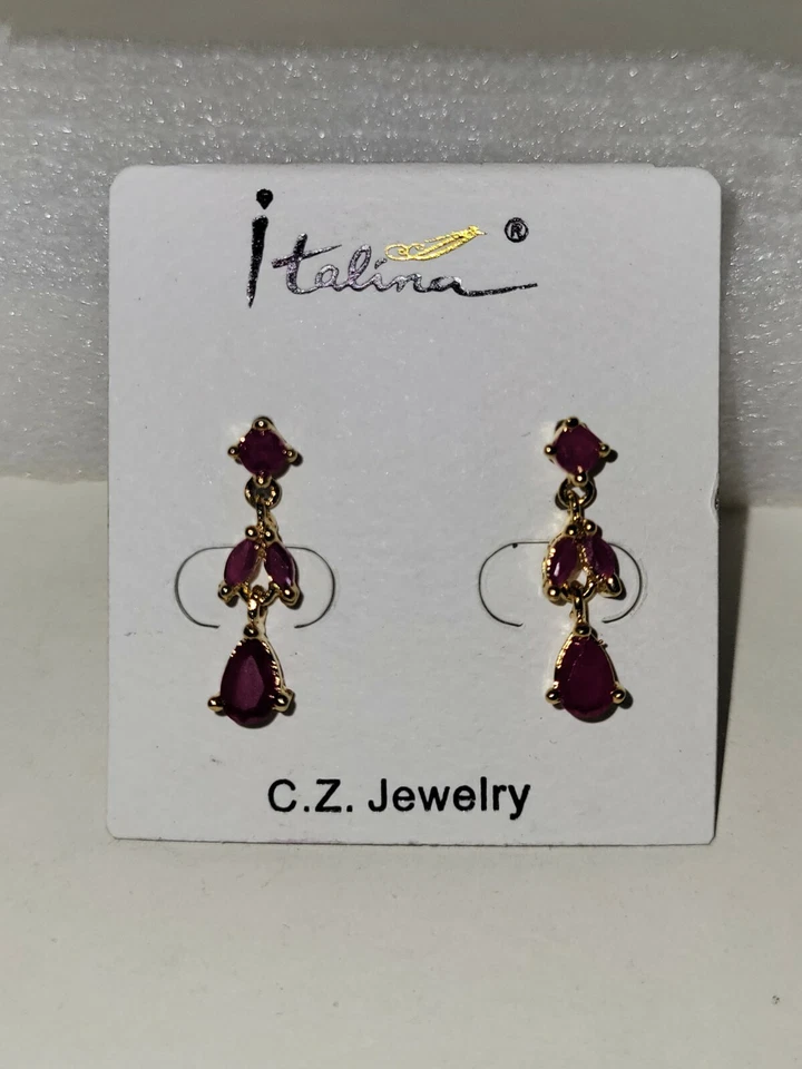 Pendientes colgantes de circonitas cúbicas rojas Foto 2 de 4