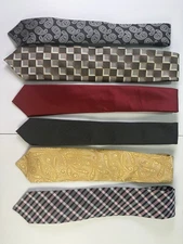 Lot of 6 Neckties: Bergamo New York-Adolfo-Chaps Slim *Great Clean Pre-owned*