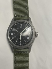 Benrus US military issued 1969 for Vietnam war men's watch.