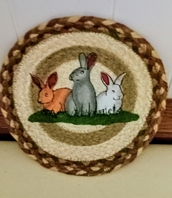  KITCHY WOVEN BUNNIES TRIVET     PLACEMAT WALL COUNTRY DECOR NICE PRE 