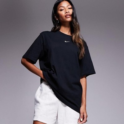 Nike Sportswear Essential Cropped T-shirt Black Swoosh Logo Women s Medium