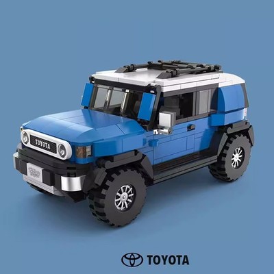 Toyota FJ Land Cruiser eight grid container off-road vehicle assembly building