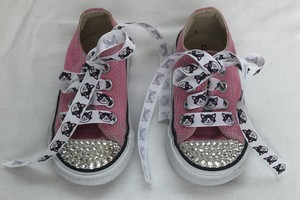 pink crib converse