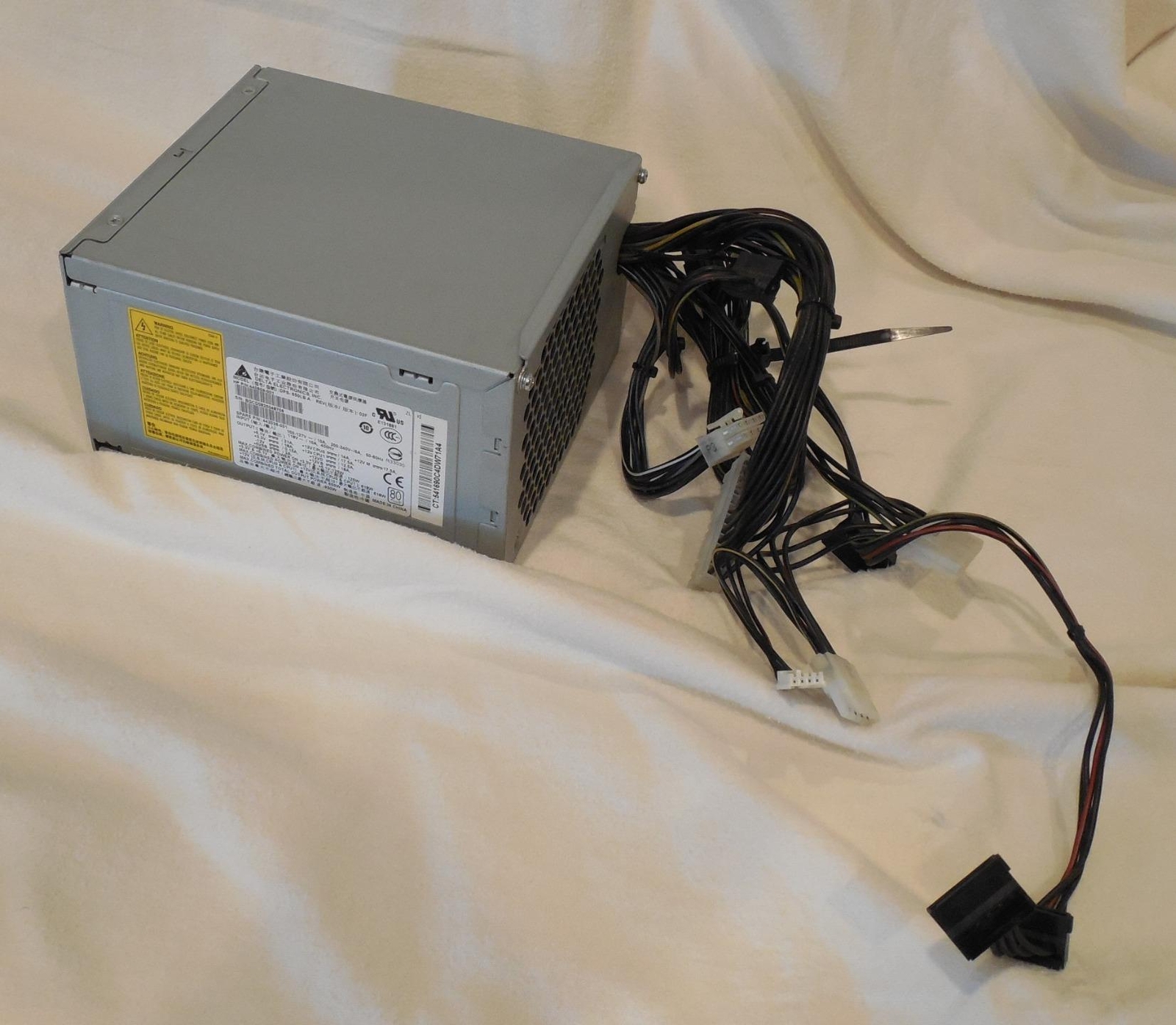 650 Watt Power Supply For Workstation Xw6400 Xw6600. New P