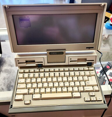 RARE Vintage IBM 5140 PC Convertible Retro Computer Powers On 0601 Error Code
