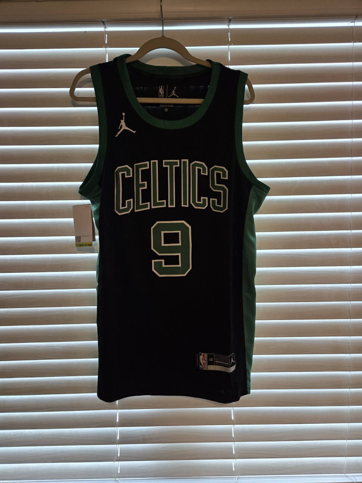 Derrick White Celtics Jersey
