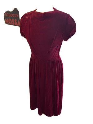 red velvet shift dress