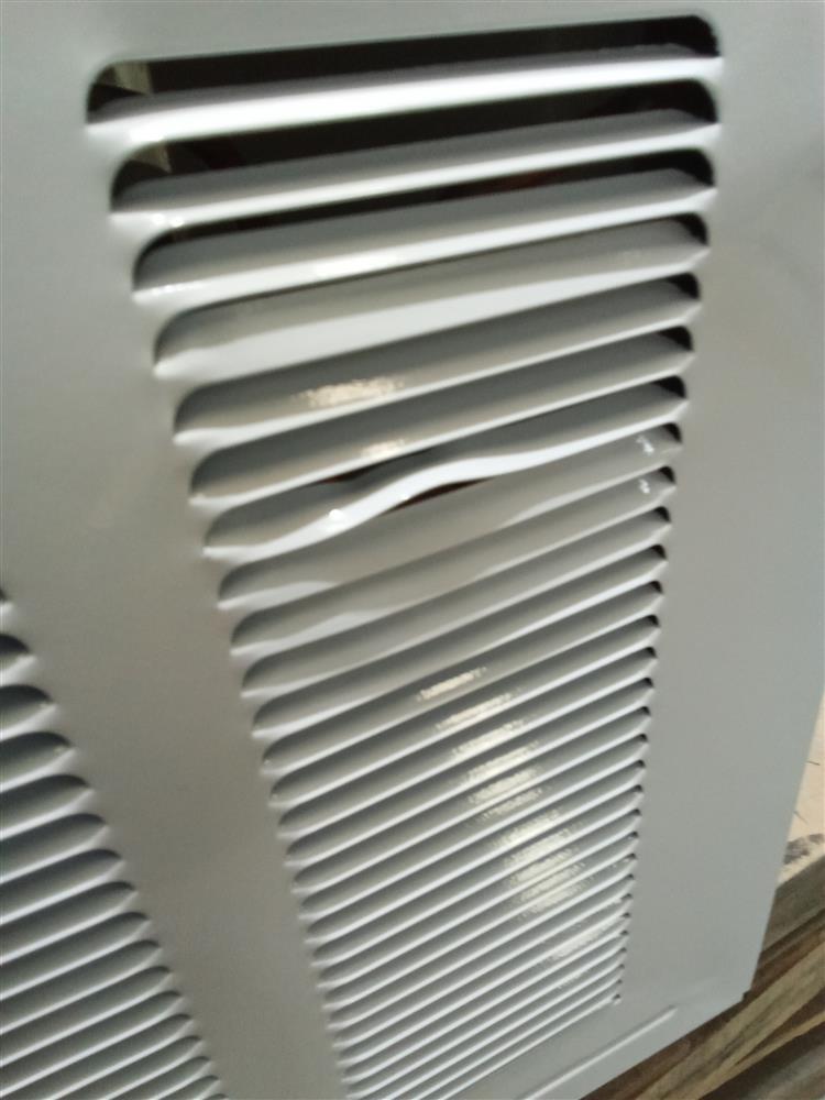 RETURNs Devanti Window Air Conditioner w/o Reverse Cycle 2.7kW Wall