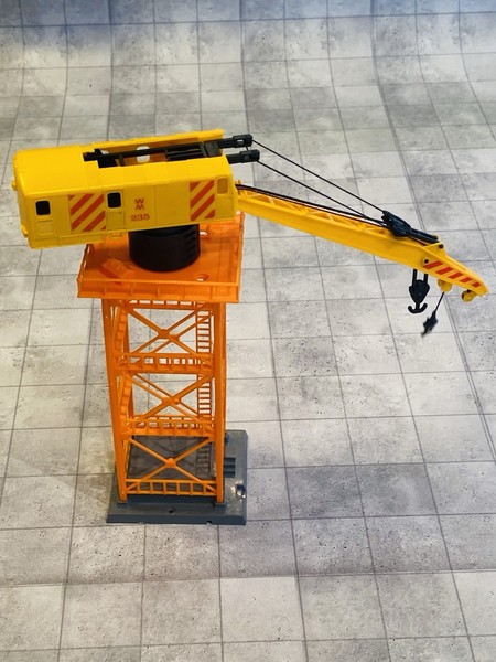 1/87 H0 15MM WARGAME  RAILWAY OR PORT CRANE MODEL BUILT FOR DIORAM
