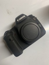 Canon EOS 6D Mark II 26,2 MP DSLR Camera Body + Batteries Excellent Condition