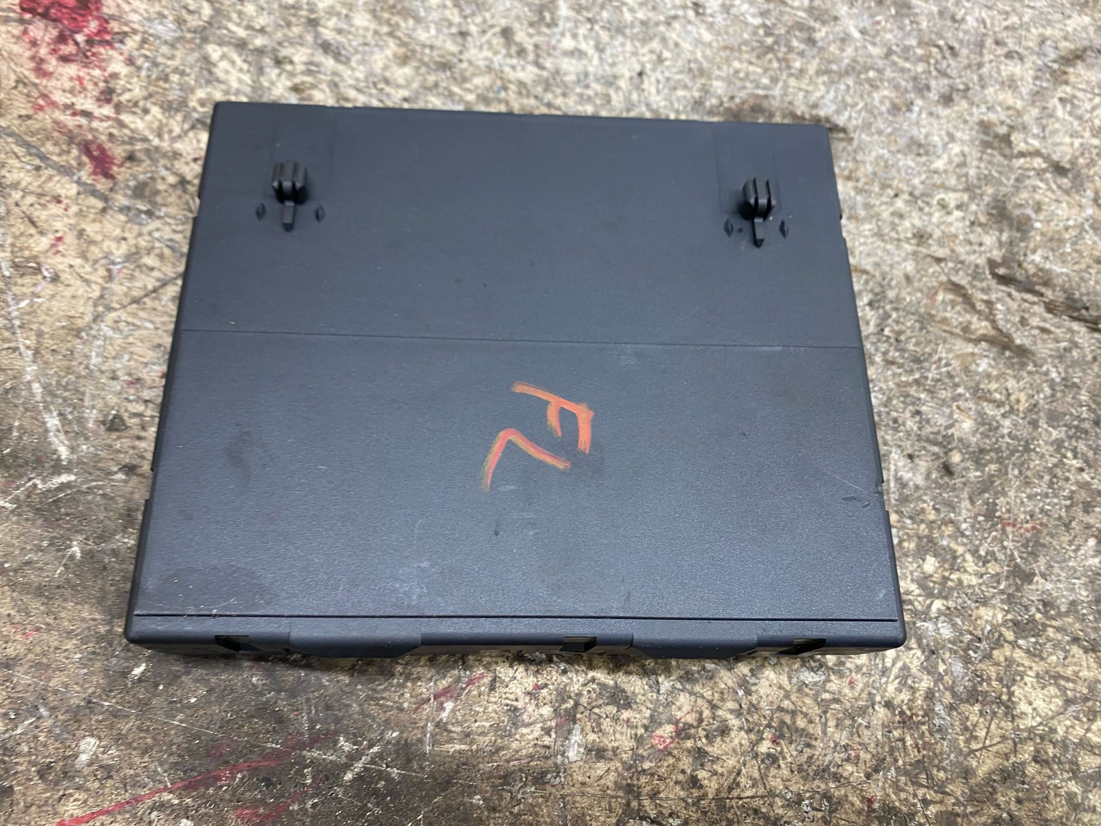 2013-2018 BENTLEY FLYING SPUR OEM (A) FRONT RIGHT LEFT SEAT CONTROL MODULE UNIT