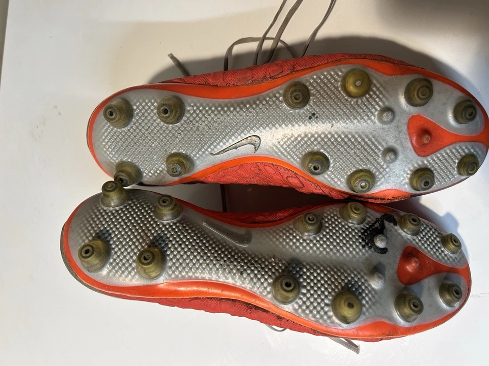 Nike Hypervenom Phantom 3 Elite AG Men’s Size 7.5 - Image 2 of 4