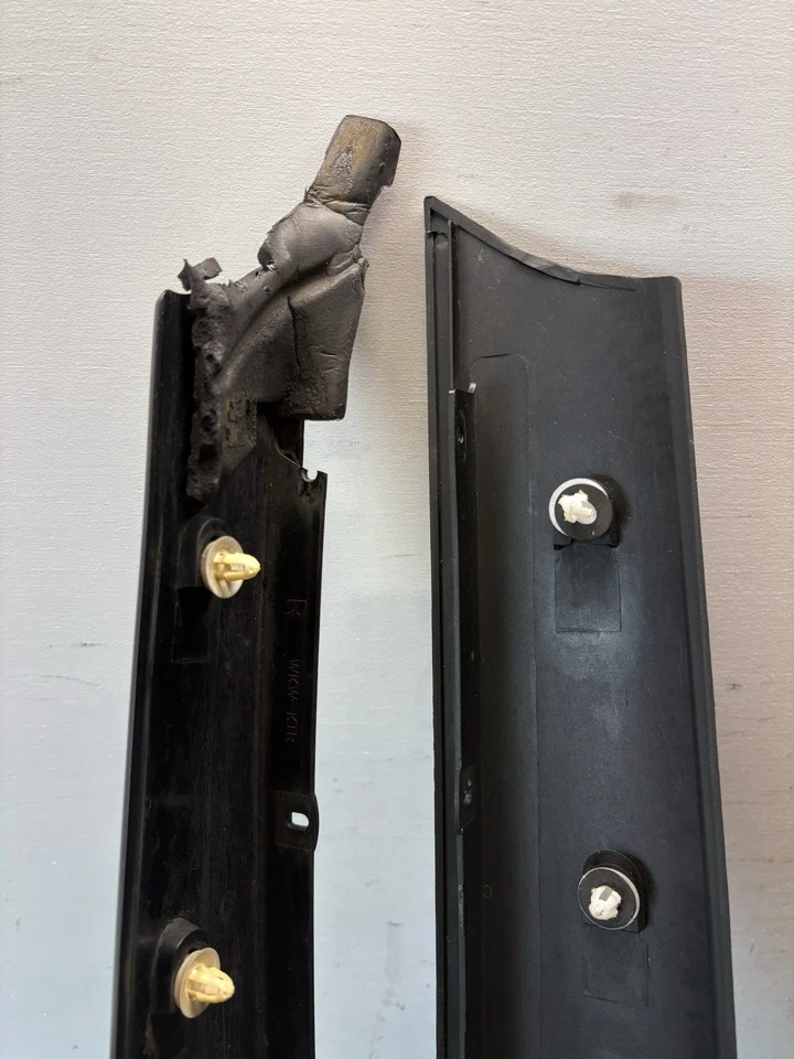 Panel de ajuste exterior de pilar A Mini Cooper S R53  Foto 4 de 4