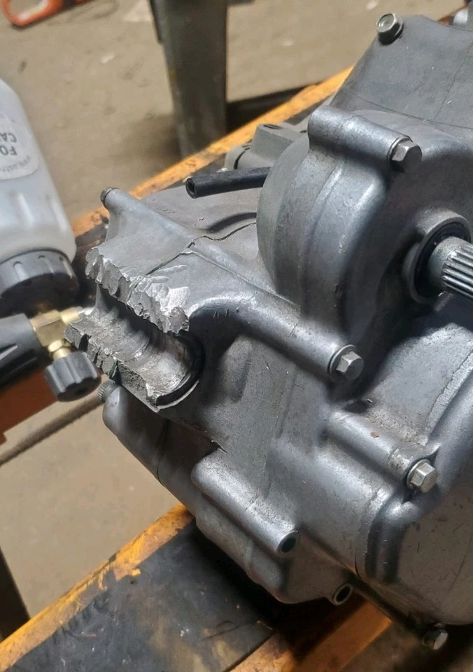 03 Honda Cr 125r Near Complete Engine - Image 2 of 4