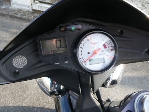 schwarz geht immer! triumph speed Four, 600 cm, Bj. 2002 - Bild 6 von 9