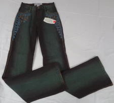 NWT BRAZIL ROXX  BLUE EMBROIDERED STUDDED DESIGN JEANS WOMENS SIZE 2 K72
