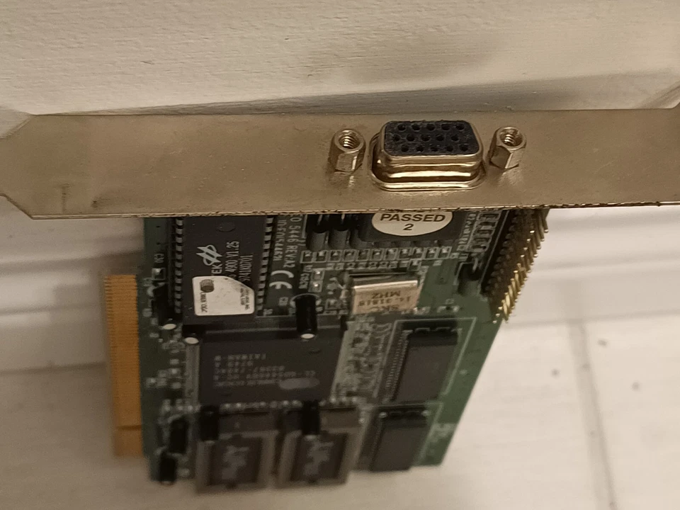 Vintage (1996) PCI5446A2-1M Cirrus Logic PCI Graphics Card - Image 4 of 4