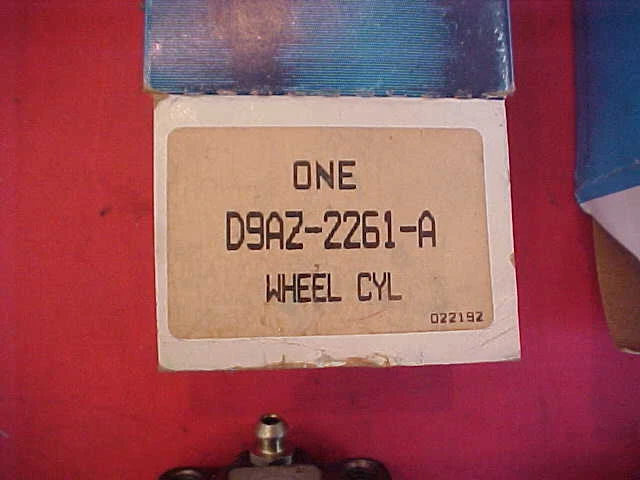 Nuevo de Lote Original EE. UU. FOMOCO CILINDROS DE RUEDA TRASERA 1979 1980 79 80 FORD LTD MERCURY MARQUIS Foto 2 de 4