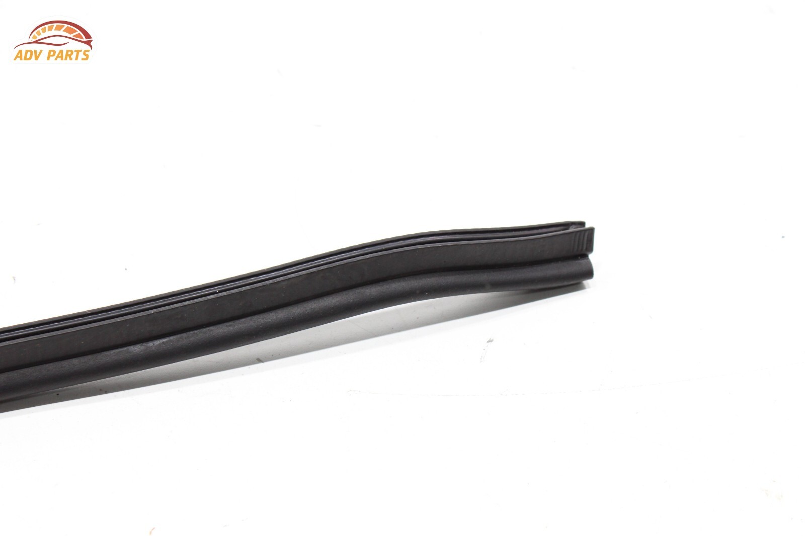 Maserati Levante 2017-2020 Hood seal