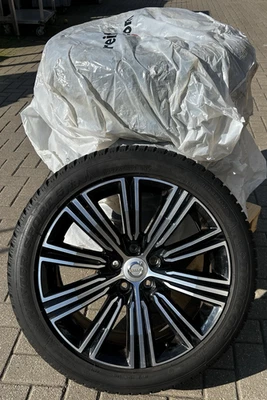 Original VOLVO S60 Winterräder Winterreifen Komplett Dunlop 235 / 45 R18 - Bild 1 von 4