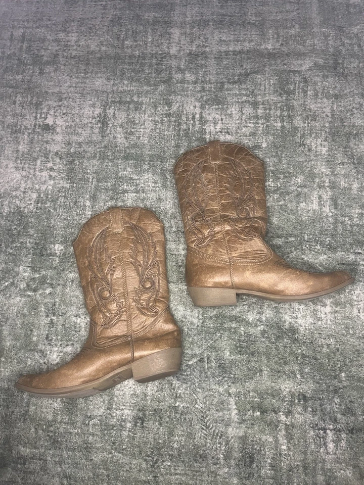Botas de mujer Coconut talla 10M vaqueras tostadas punta occidental imitación cuero Foto 2 de 4
