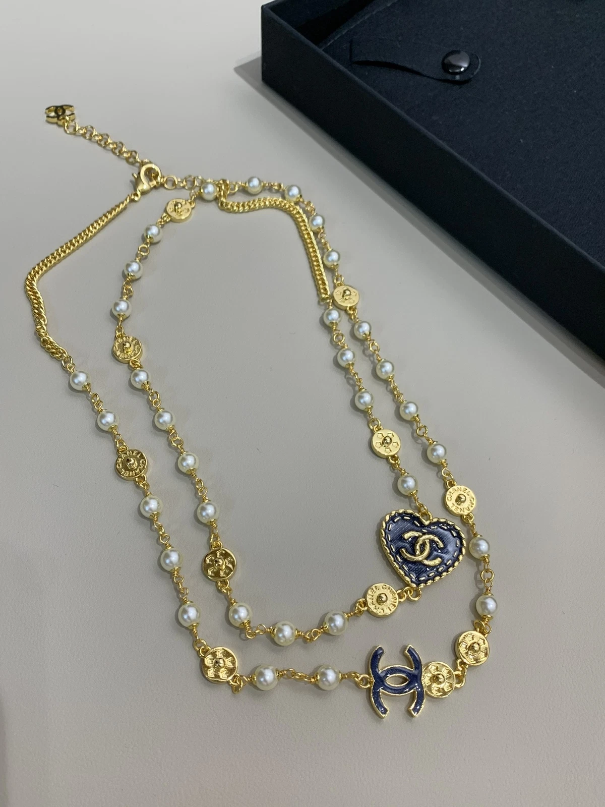 ?Collana catena maglione CHANEL ottone ferramenta denim cuore CCS con perle 24C