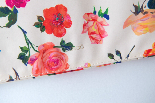Ban.do Laptop Computer Bag Sleeve Button Flowers Padded 11.5" X 16" Unique Fun - Afbeelding 5 van 7
